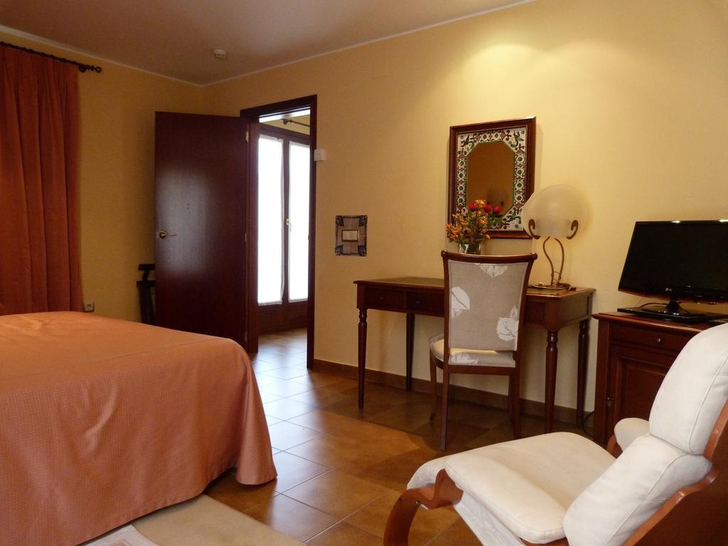 Hotel Esther La Virgen de la Vega Habitación foto